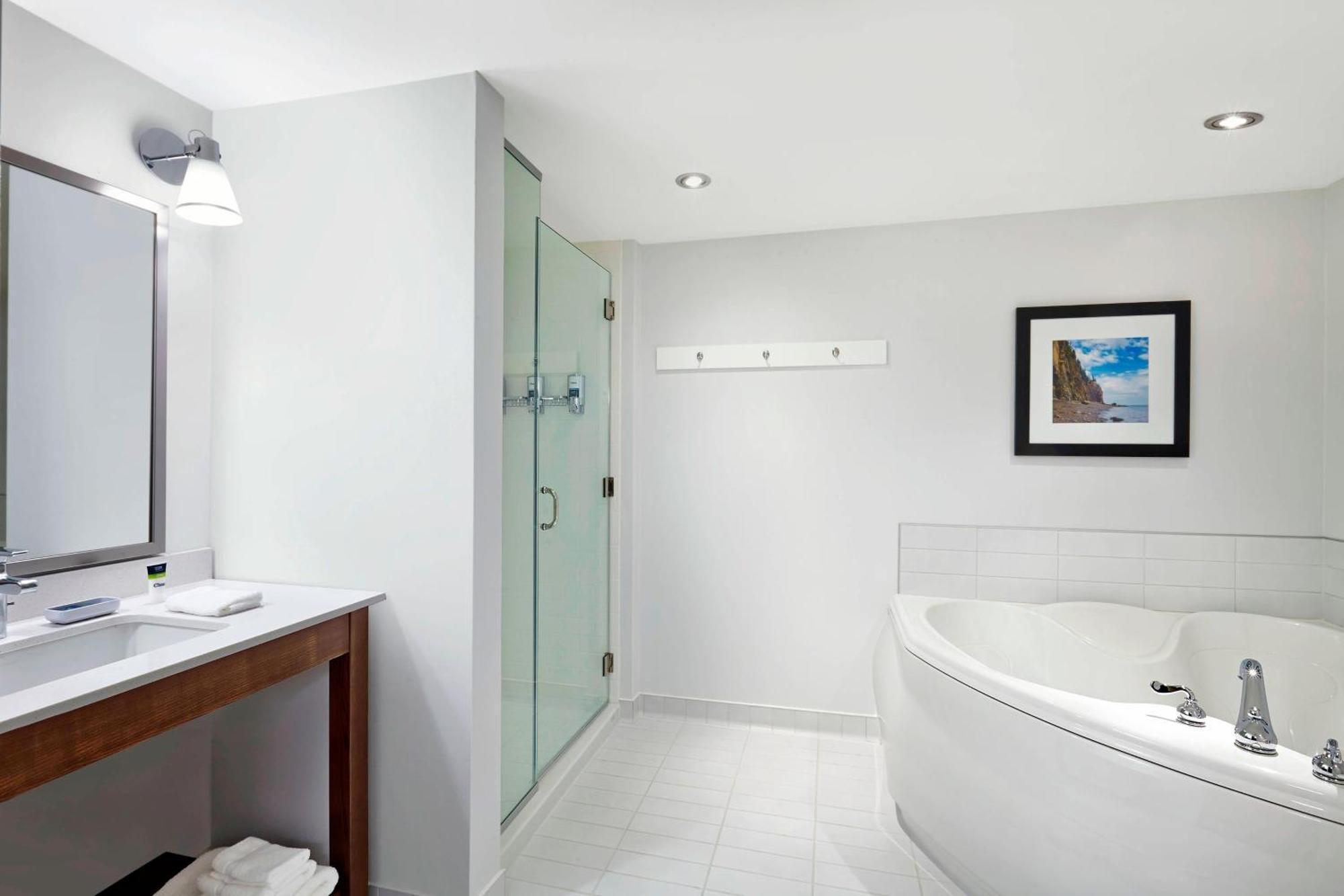 Four Points By Sheraton Moncton Eksteriør bilde