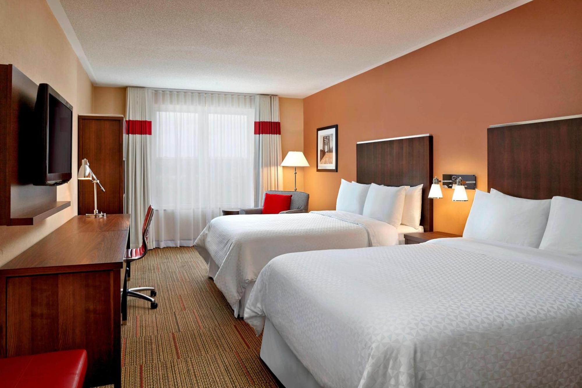 Four Points By Sheraton Moncton Eksteriør bilde