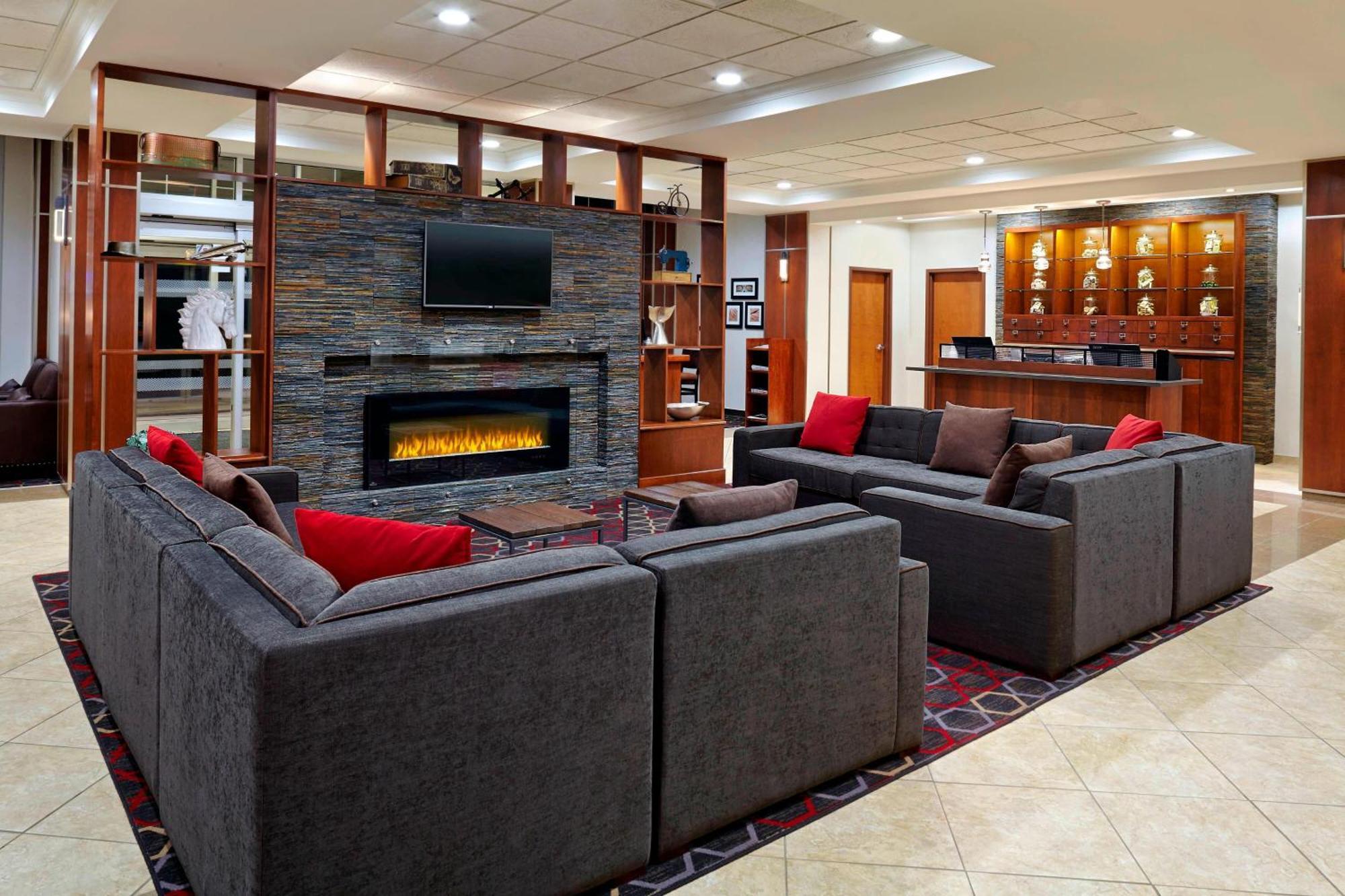 Four Points By Sheraton Moncton Eksteriør bilde